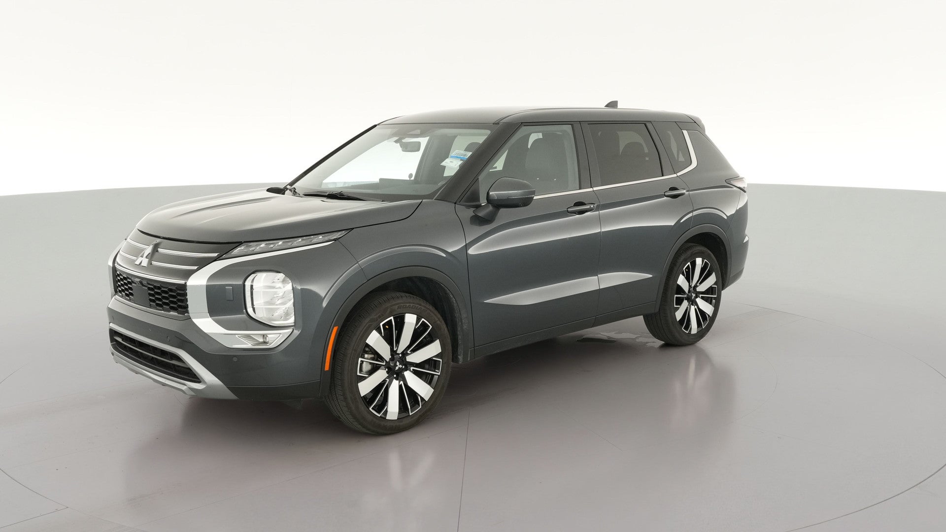 2025 Mitsubishi Outlander vehicle photo