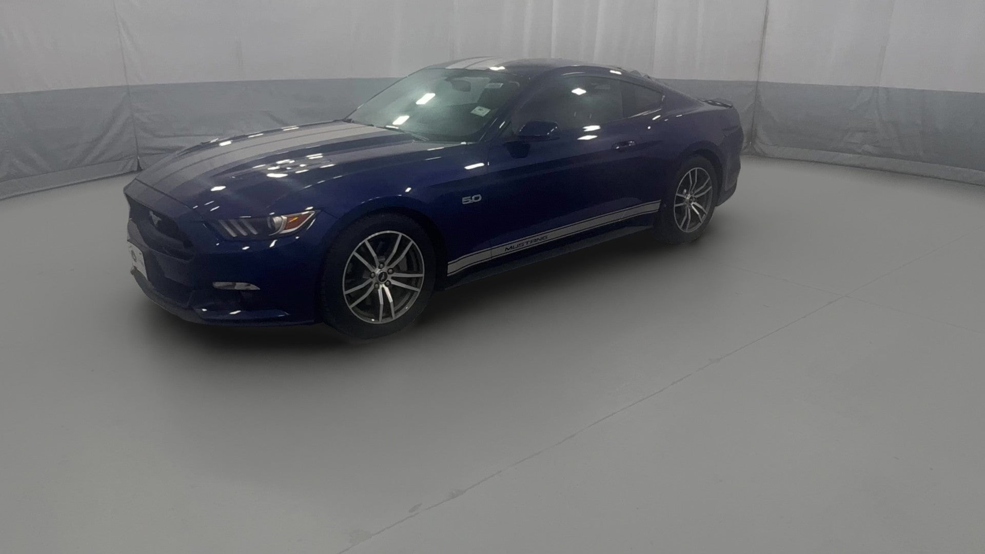2016 Ford Mustang vehicle photo