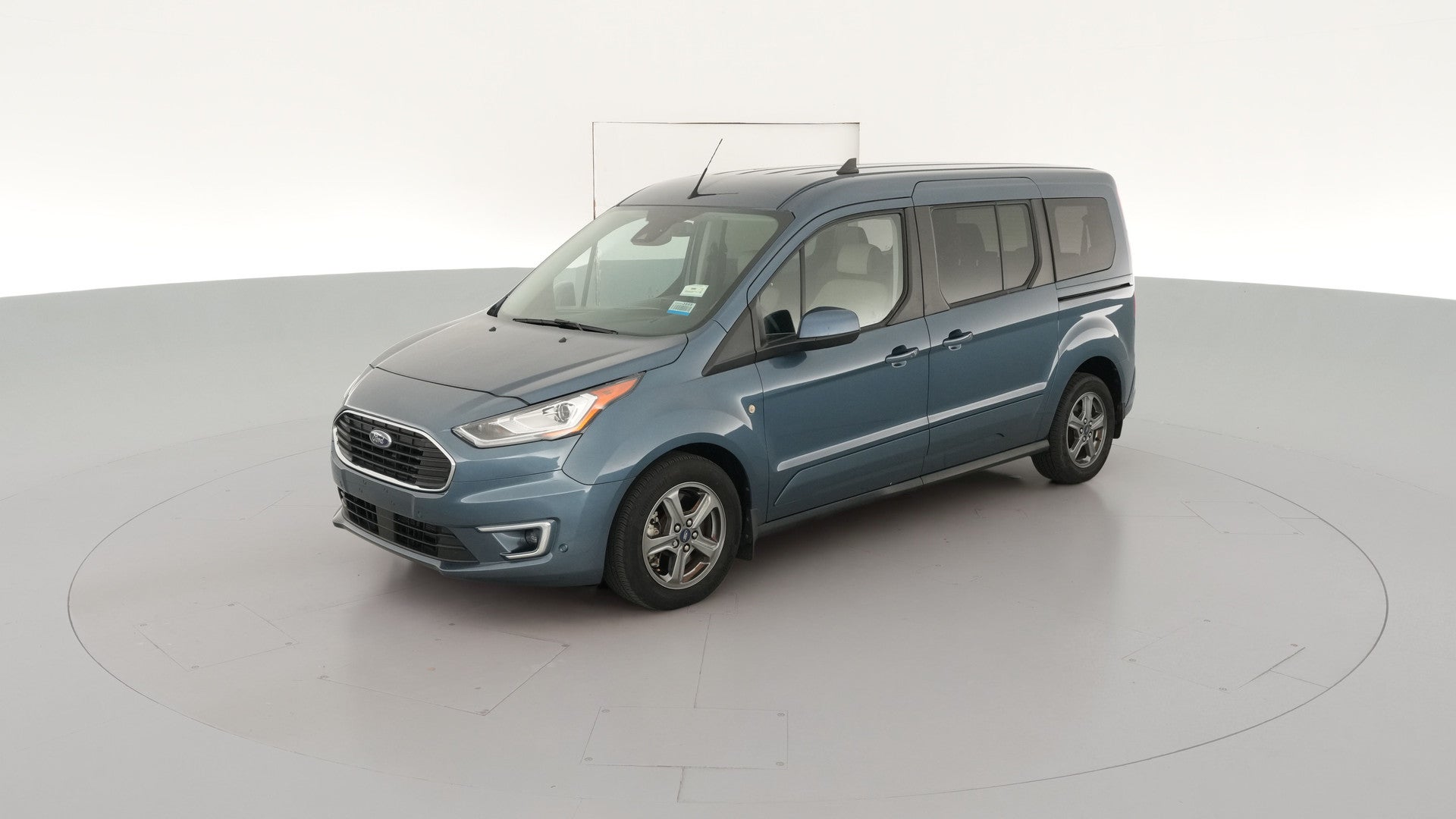 2022 Ford Transit Connect Passenger Wagon vehicle photo