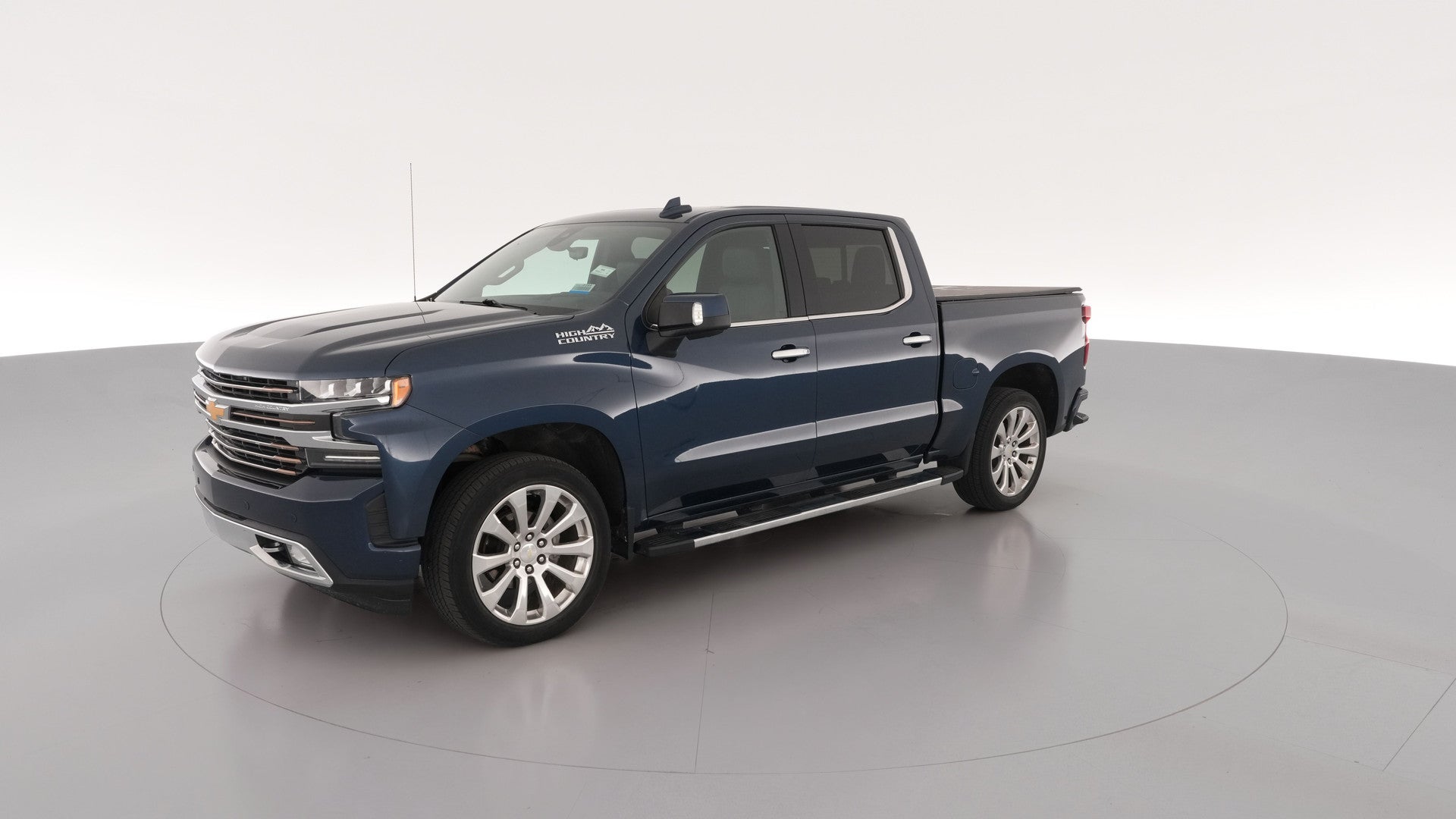 2021 Chevrolet Silverado 1500 Crew Cab vehicle photo