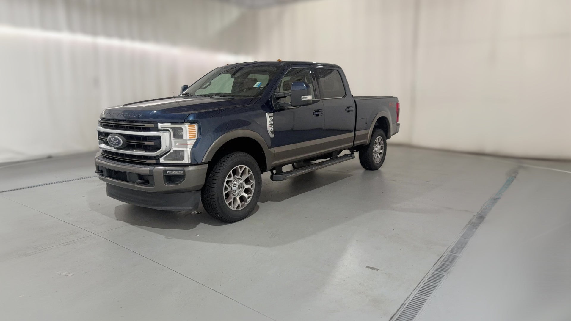 2020 Ford F250 Super Duty Crew Cab vehicle photo