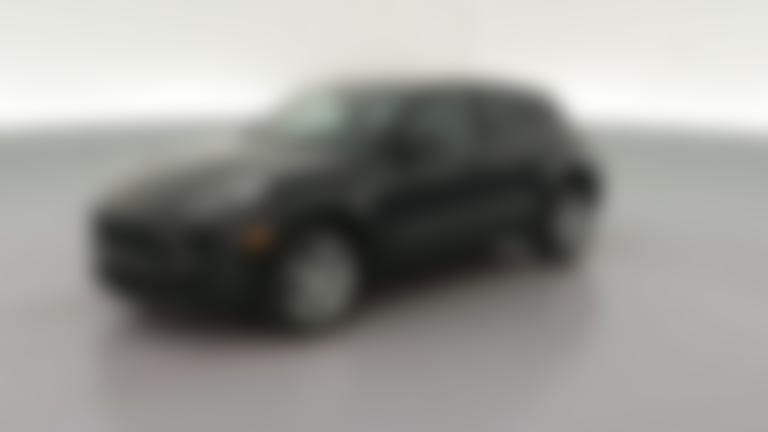 2020 Porsche Macan vehicle photo
