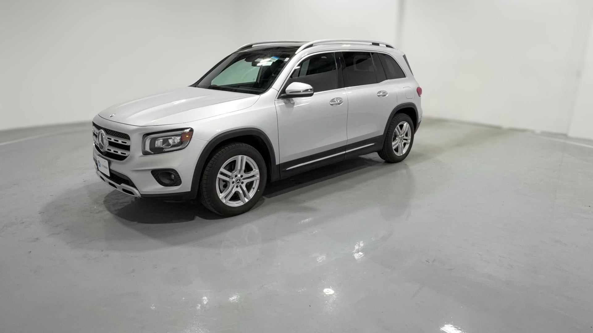 2021 Mercedes-Benz GLB vehicle photo
