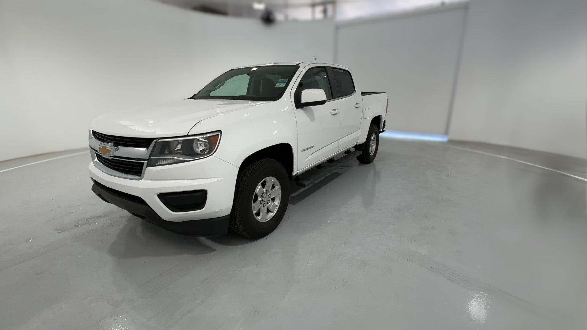 2017 Chevrolet Colorado Crew Cab vehicle photo
