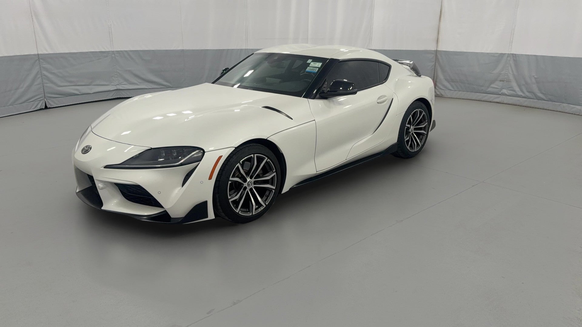 2021 Toyota GR Supra vehicle photo