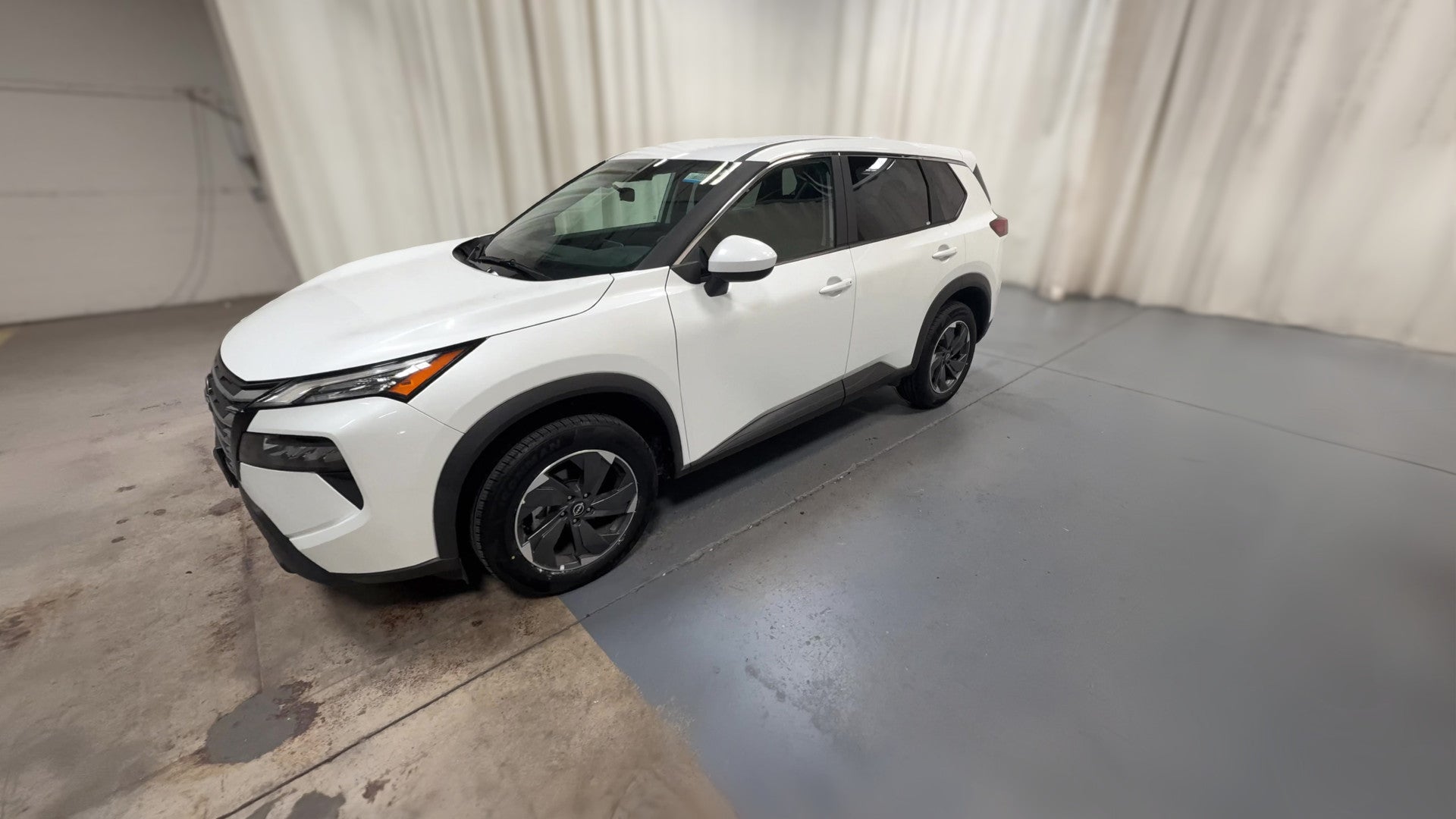 2025 Nissan Rogue vehicle photo