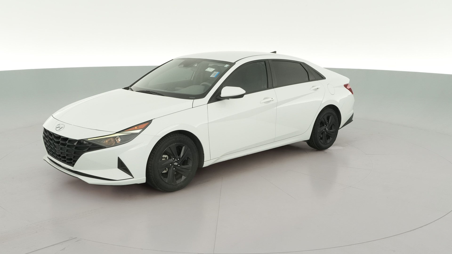 2021 Hyundai Elantra vehicle photo