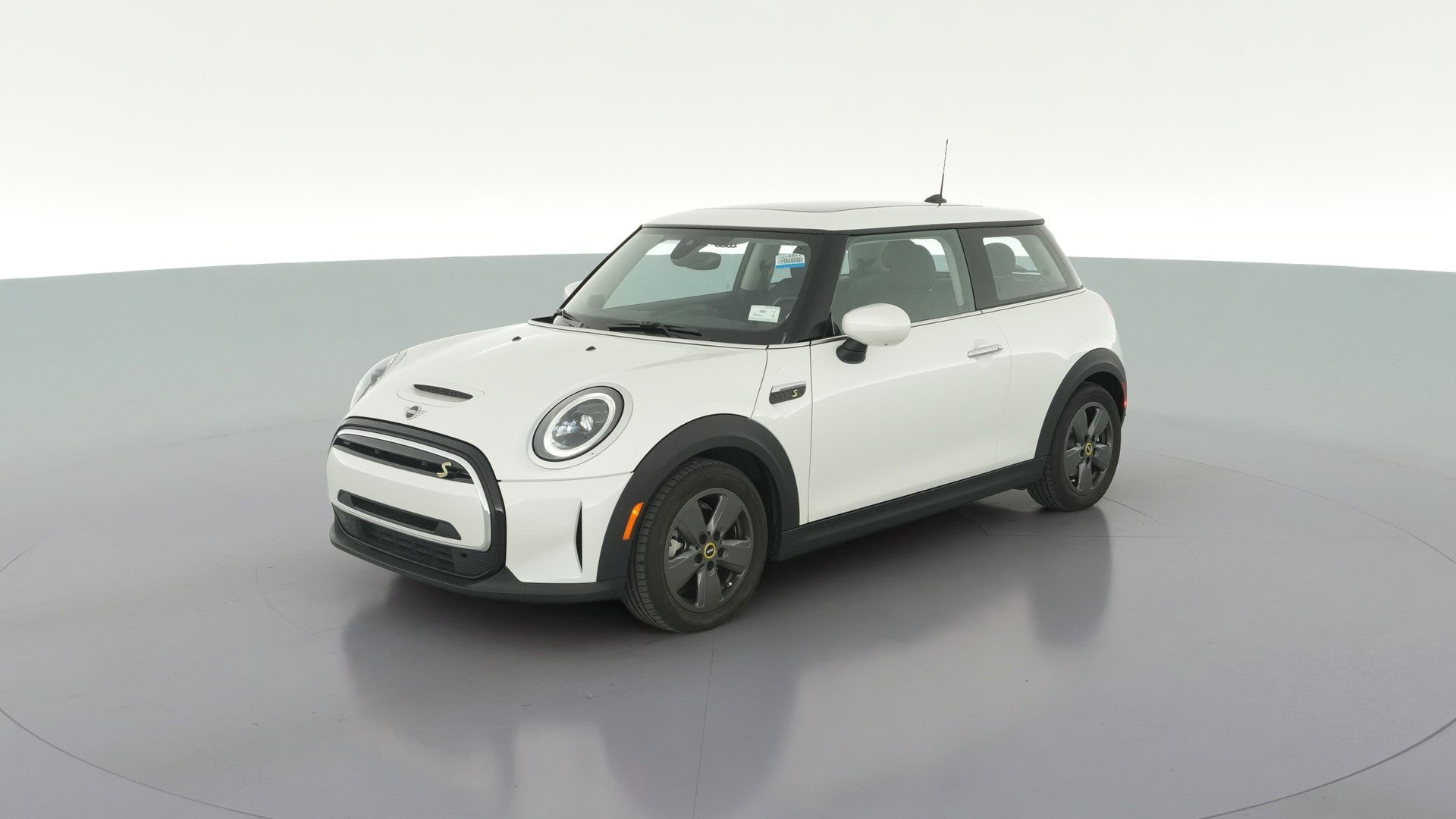 2024 MINI Hardtop 2 Door vehicle photo