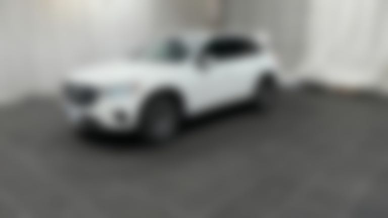 2024 Mercedes-Benz GLC vehicle photo