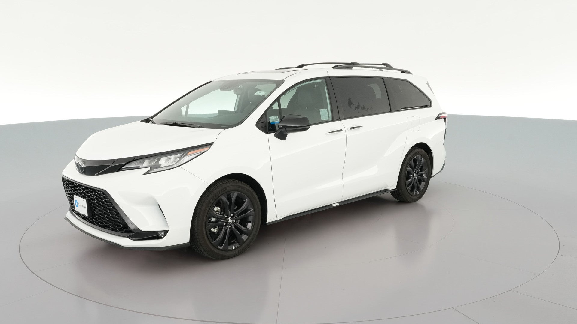 2026 Toyota Sienna vehicle photo