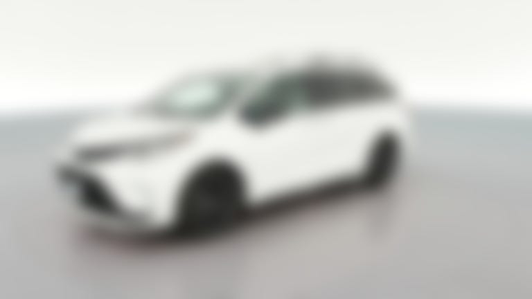 2026 Toyota Sienna vehicle photo