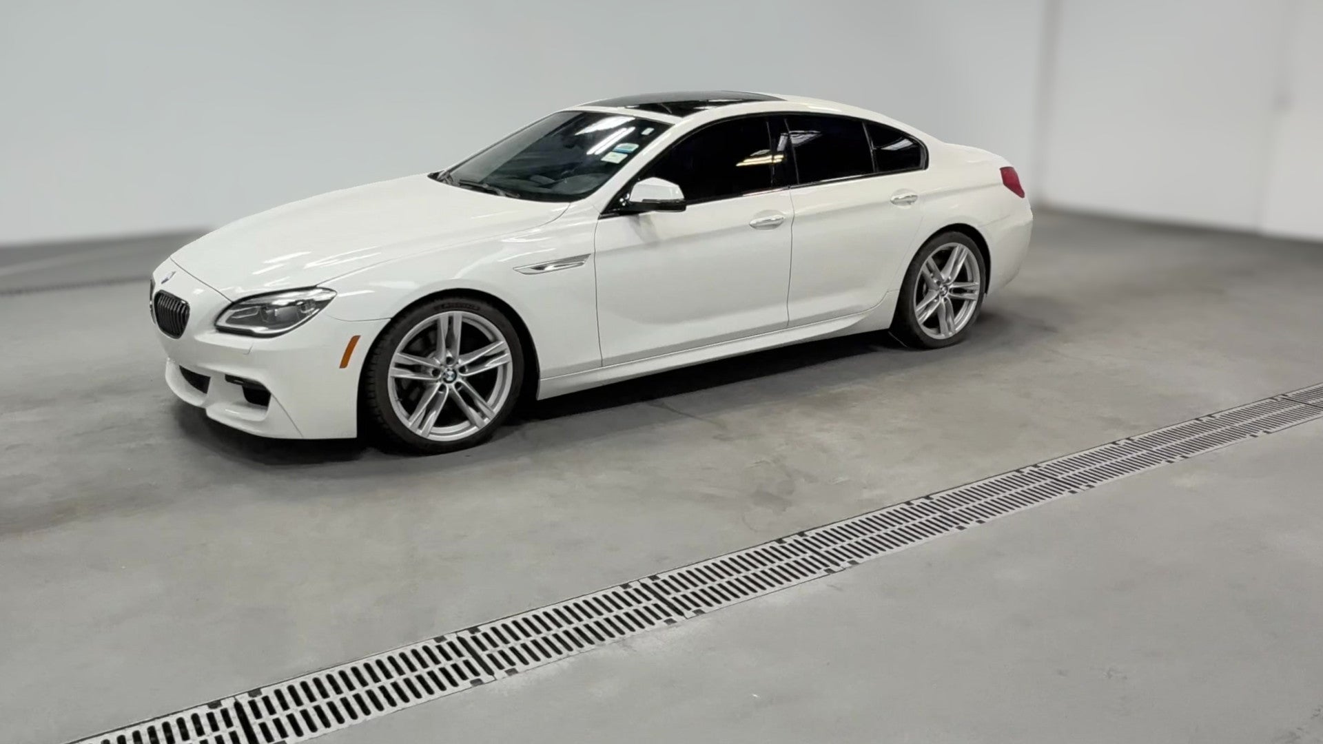 2016 BMW 6 Series vehicle photo