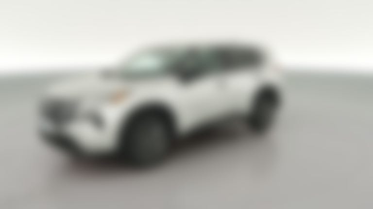 2024 Nissan Rogue vehicle photo