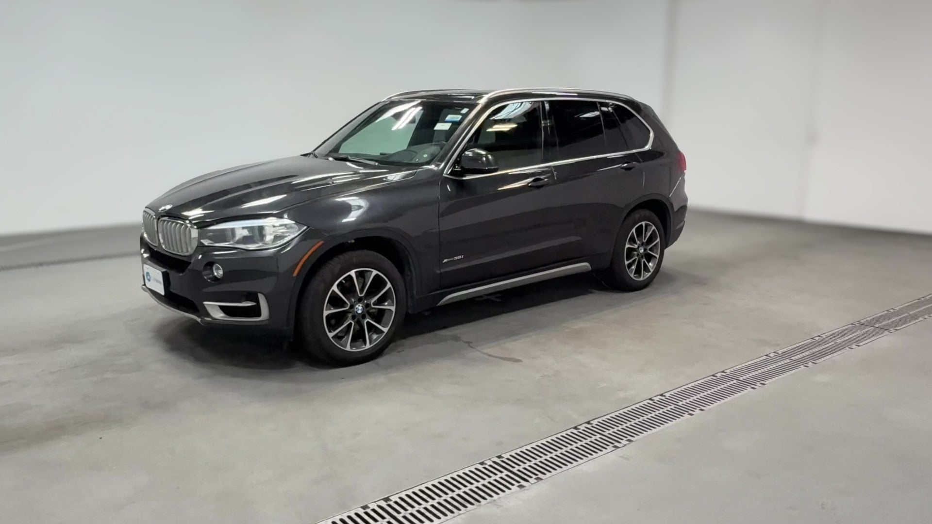 2018 BMW X5 vehicle photo