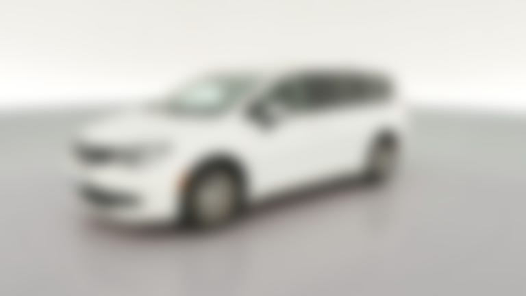 2023 Chrysler Voyager vehicle photo
