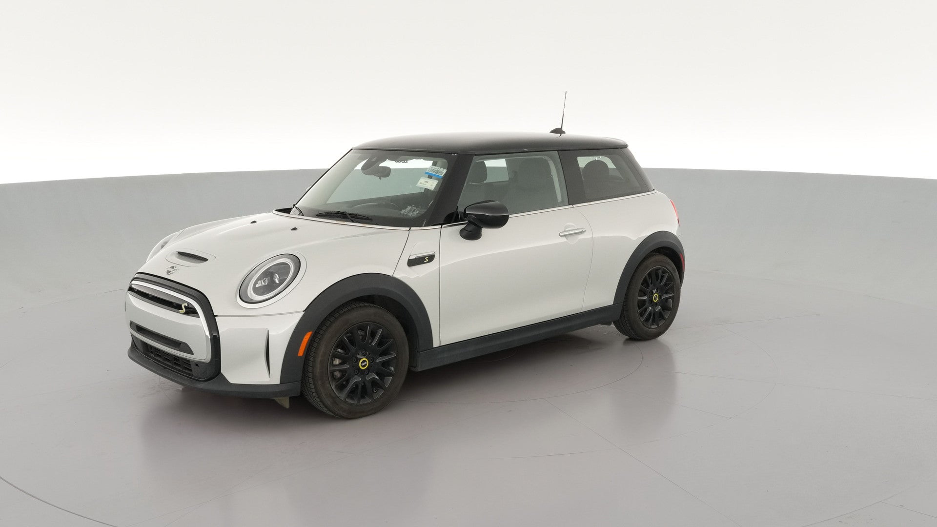 2022 MINI Hardtop 2 Door vehicle photo