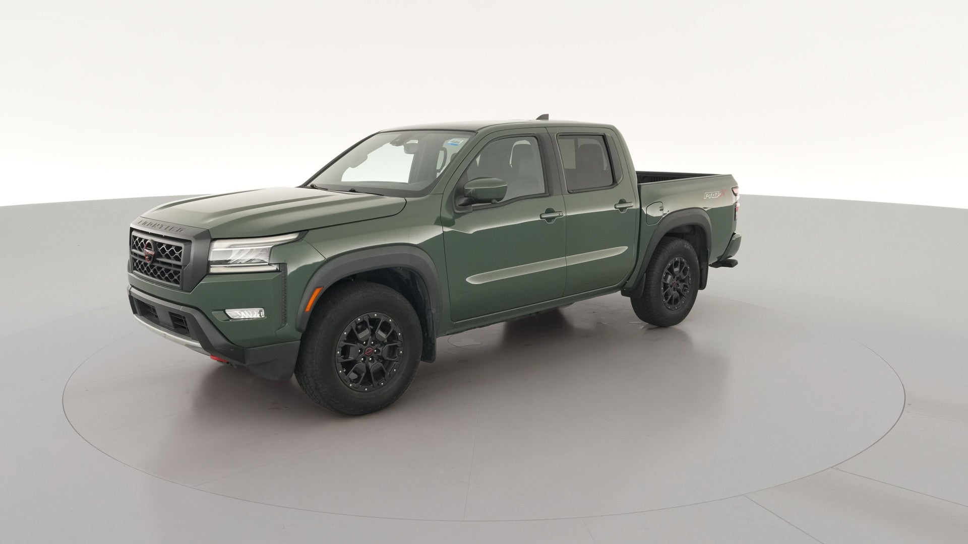 2022 Nissan Frontier Crew Cab vehicle photo
