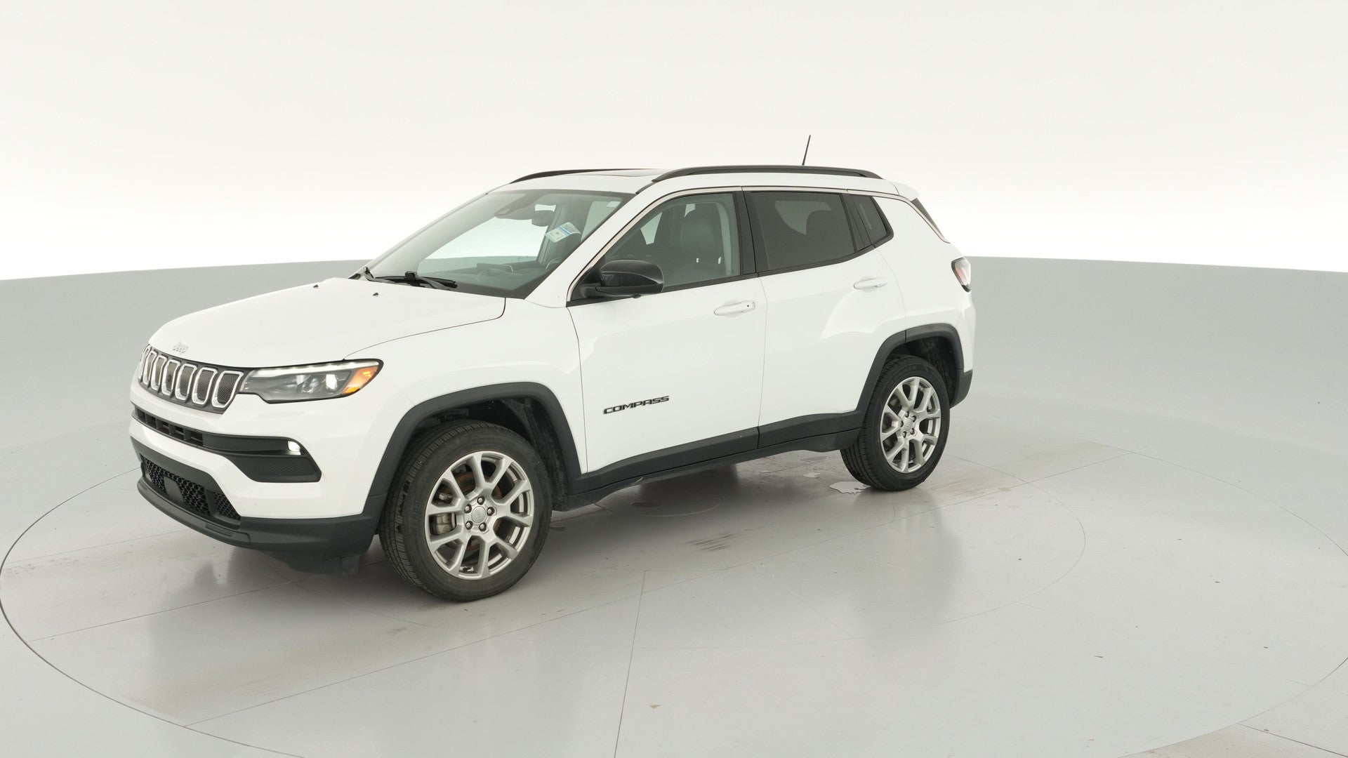 2022 Jeep Compass vehicle photo