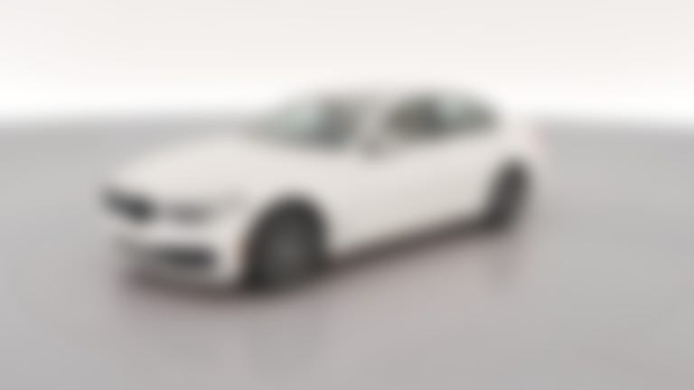 2019 BMW 5 Series vehicle photo