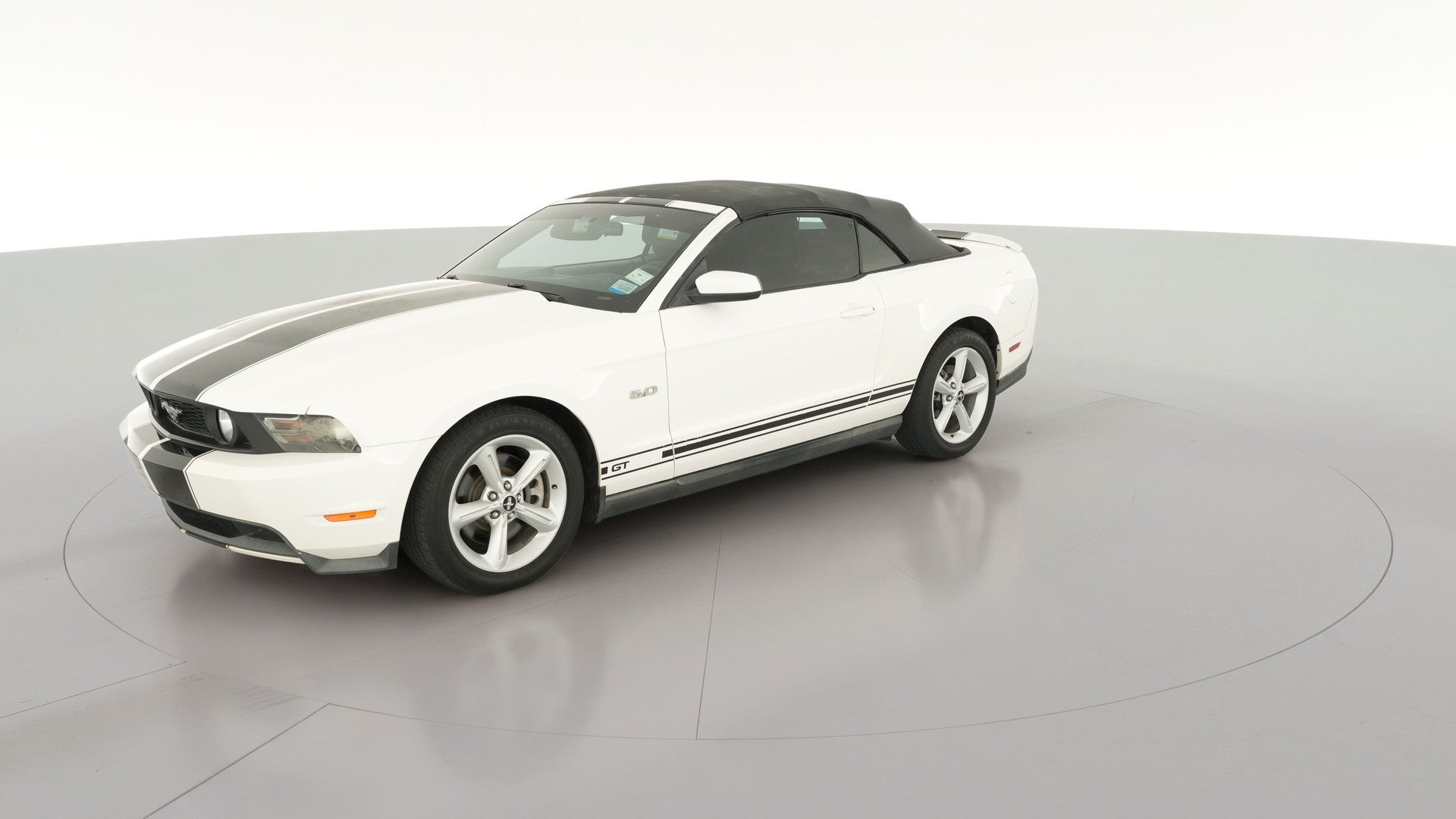 2012 Ford Mustang vehicle photo