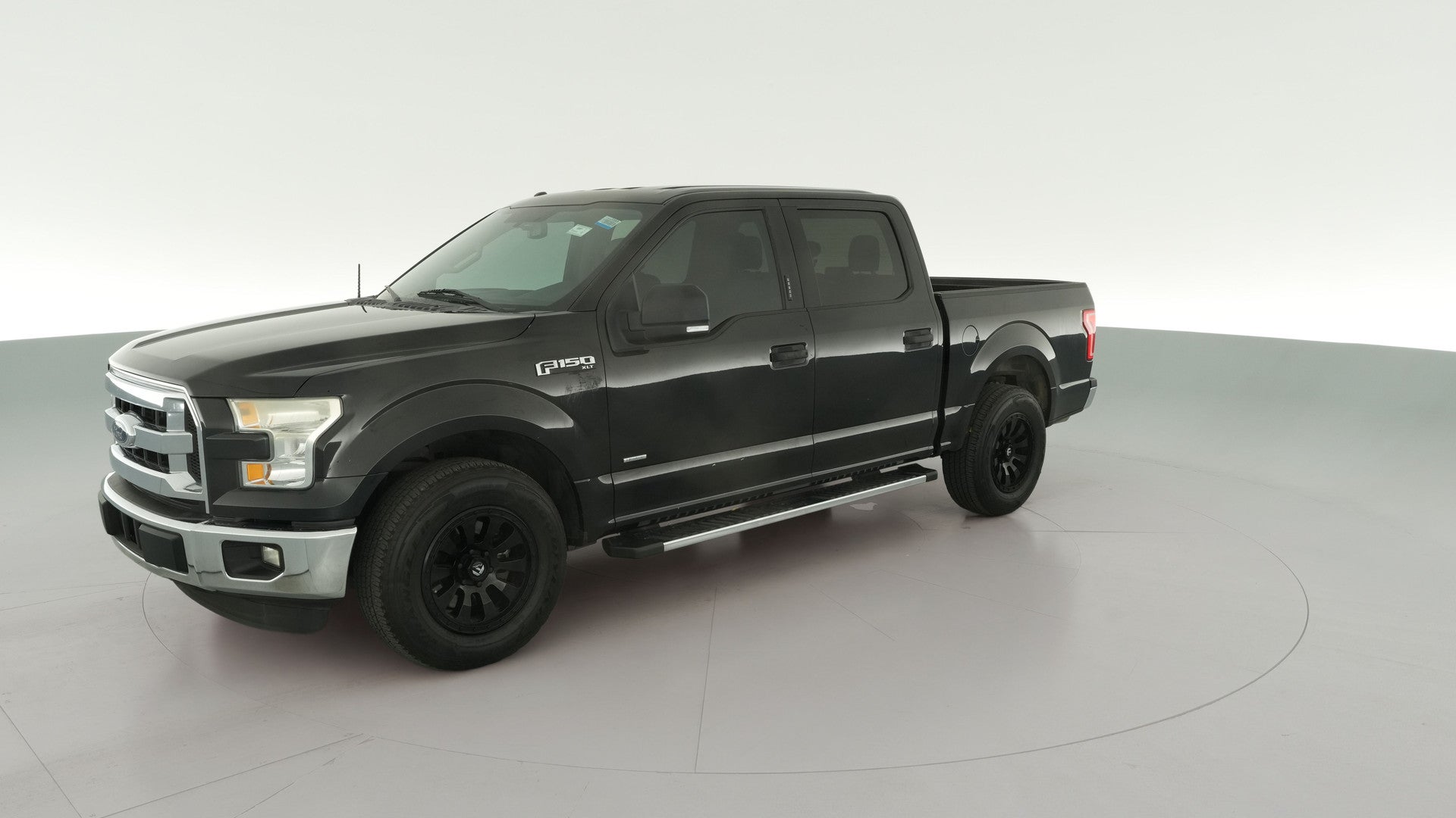 2015 Ford F150 SuperCrew Cab vehicle photo