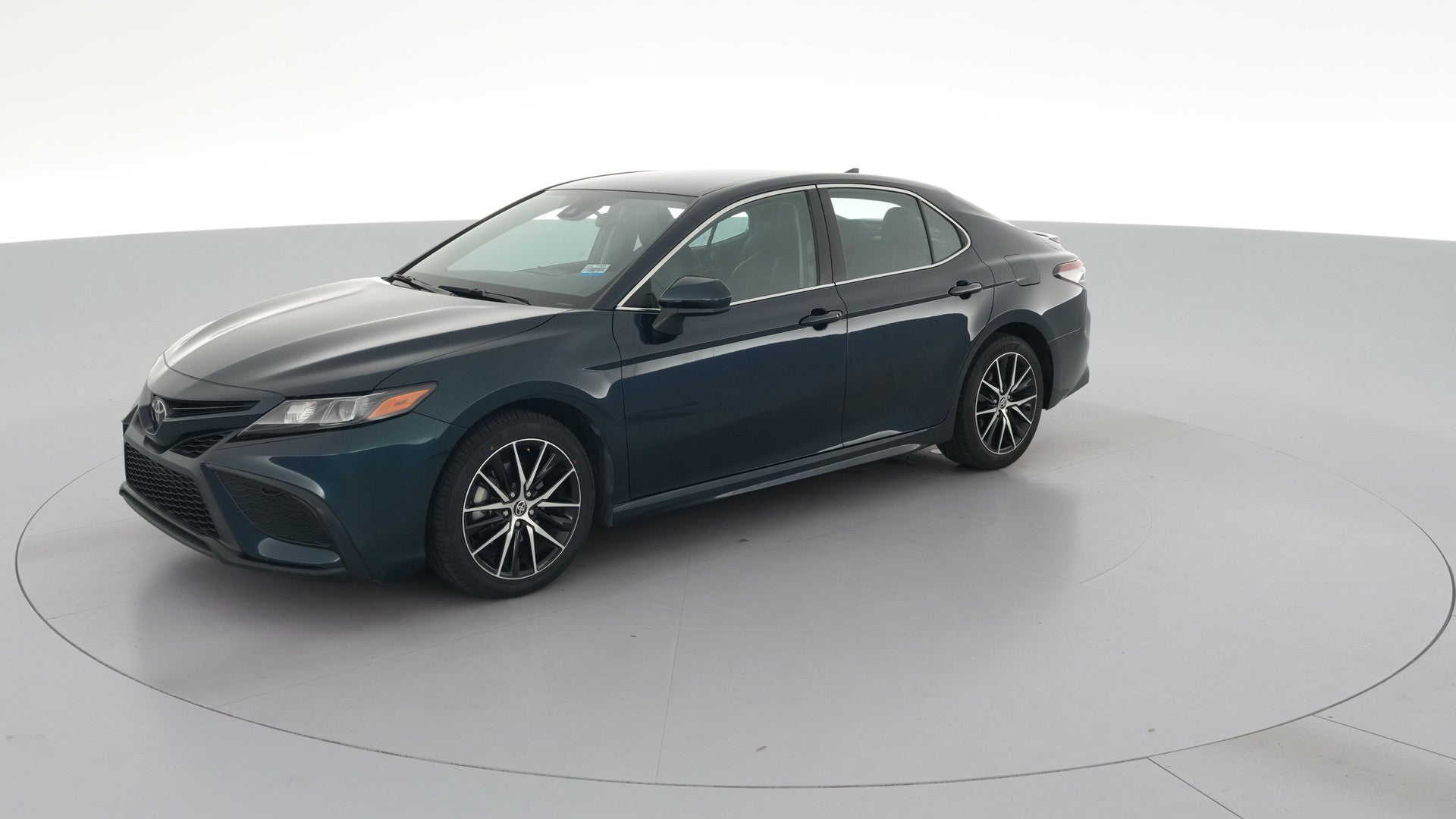 2021 Toyota Camry vehicle photo