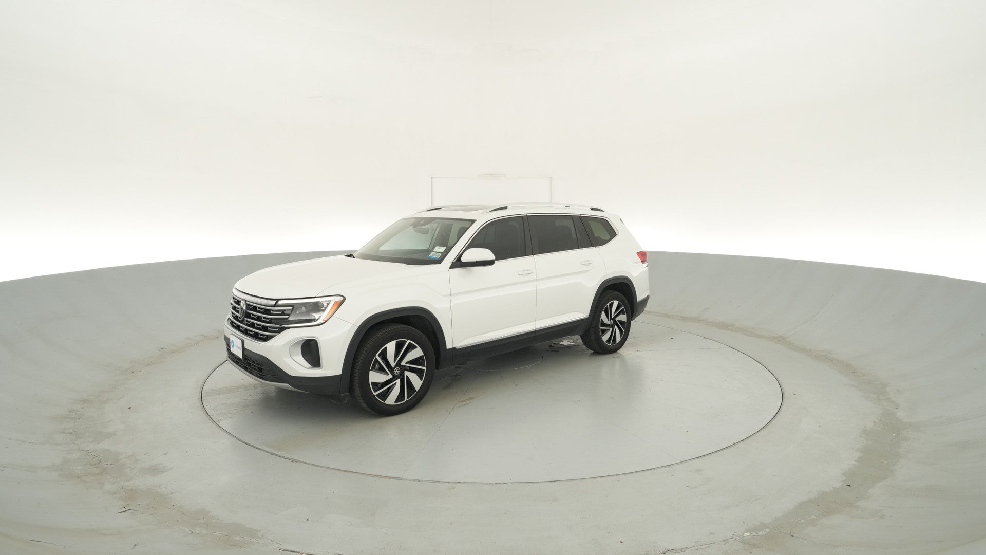 2024 Volkswagen Atlas vehicle photo