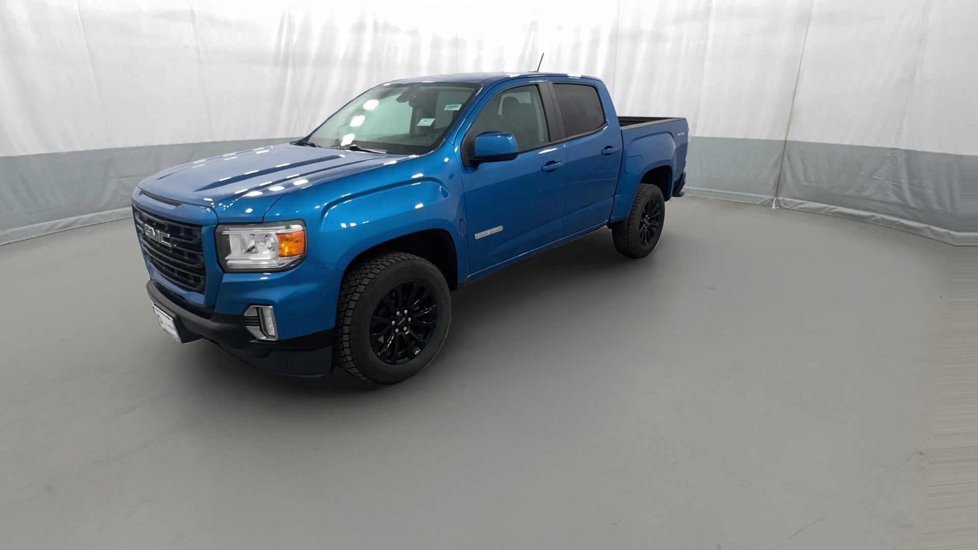 2022 GMC Canyon Crew Cab vehicle photo