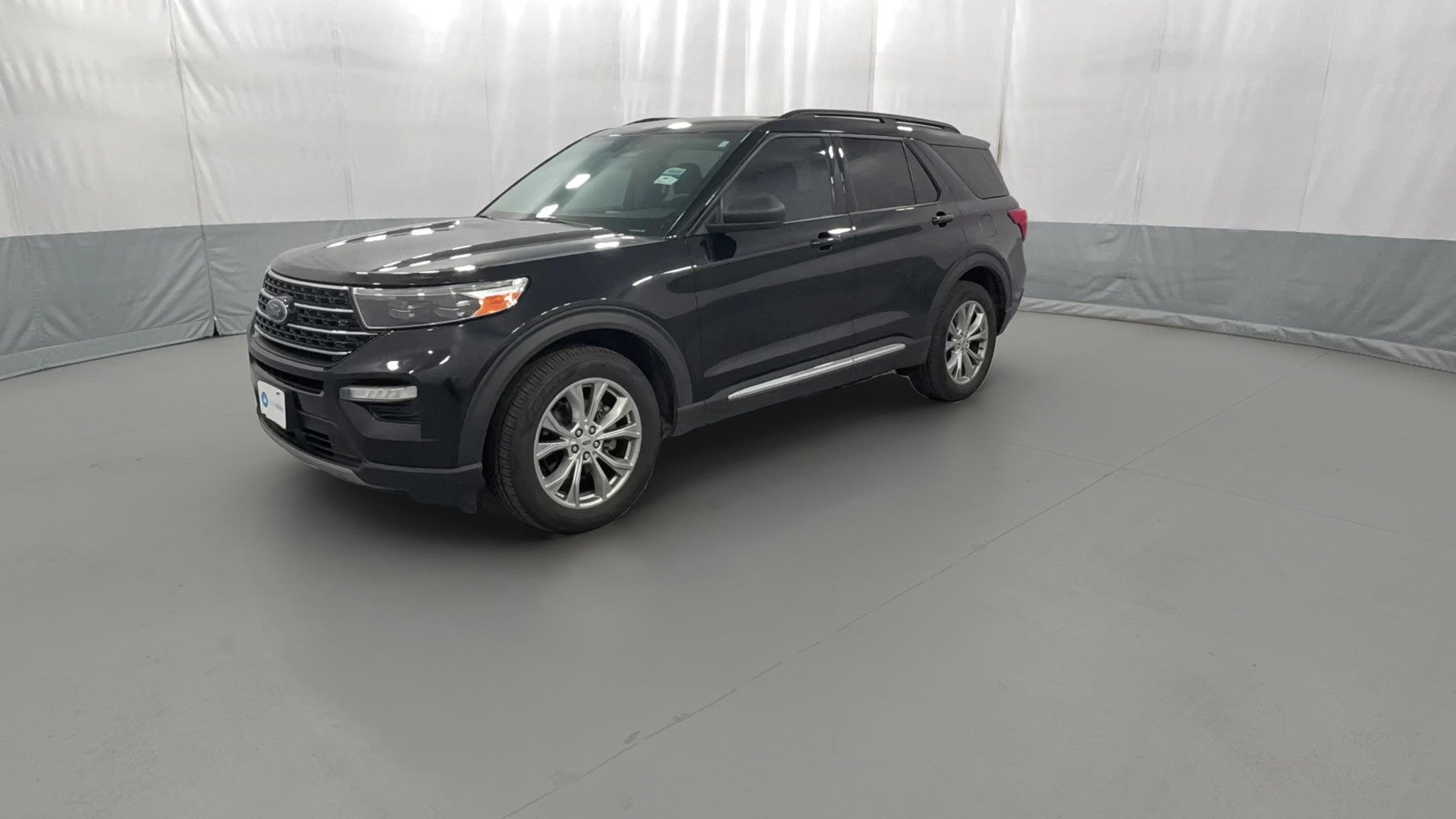 2020 Ford Explorer vehicle photo