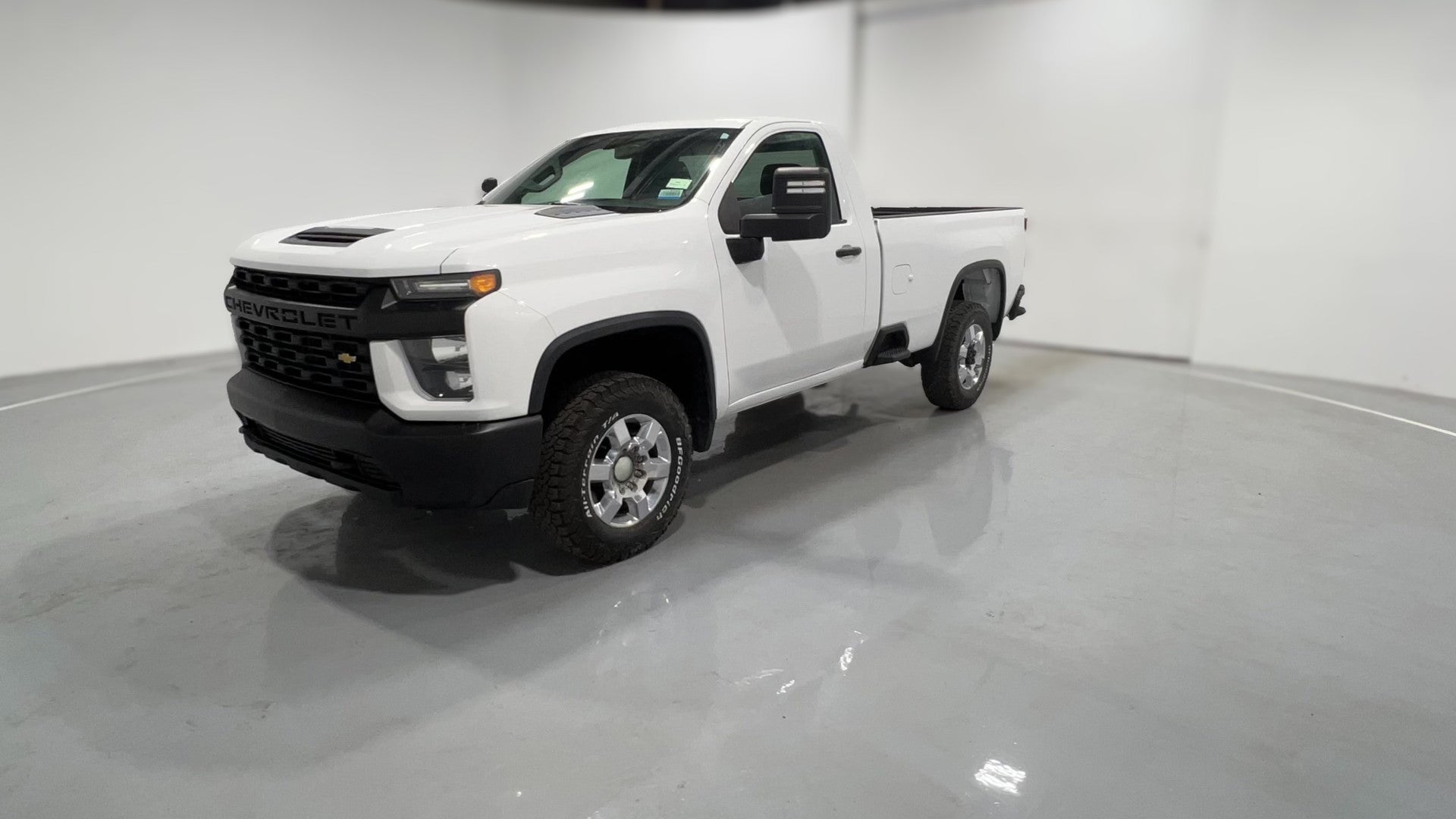 2020 Chevrolet Silverado 2500 HD Regular Cab vehicle photo
