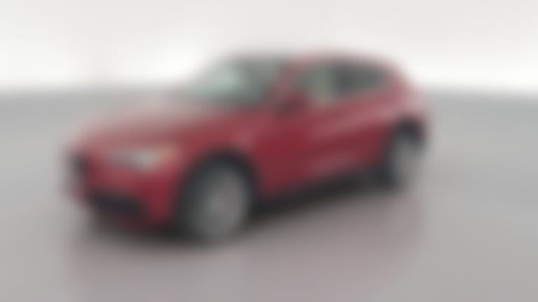 2019 Alfa Romeo Stelvio vehicle photo