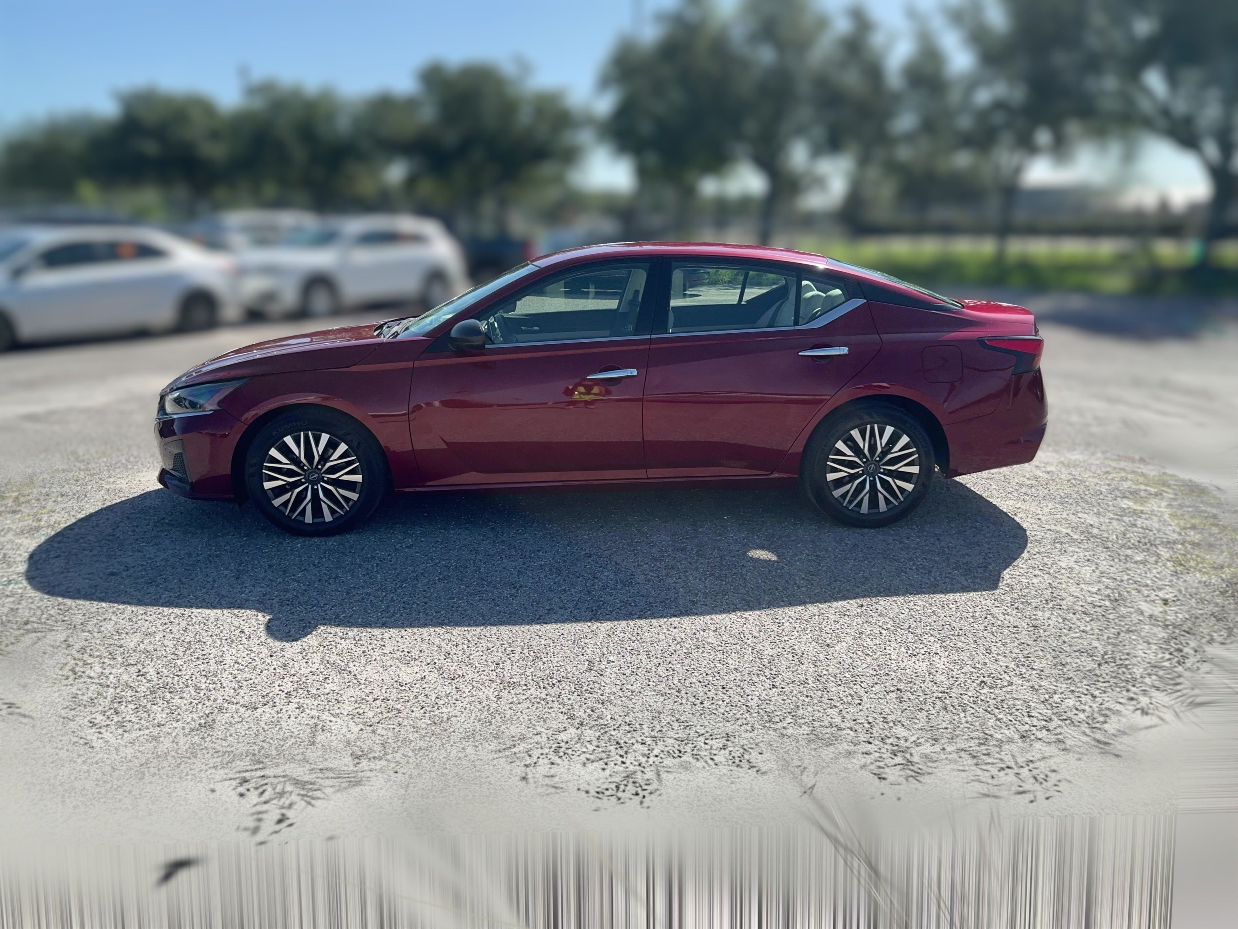 2025 Nissan Altima SV - Photo 22