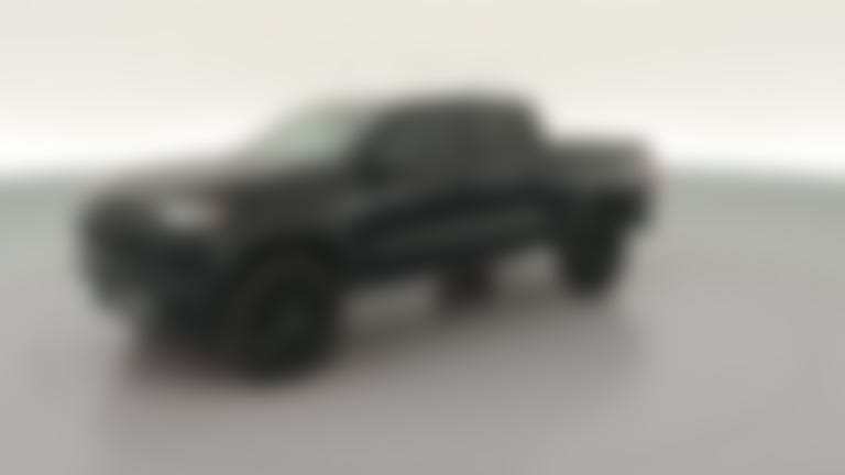 2025 Chevrolet Colorado Crew Cab vehicle photo