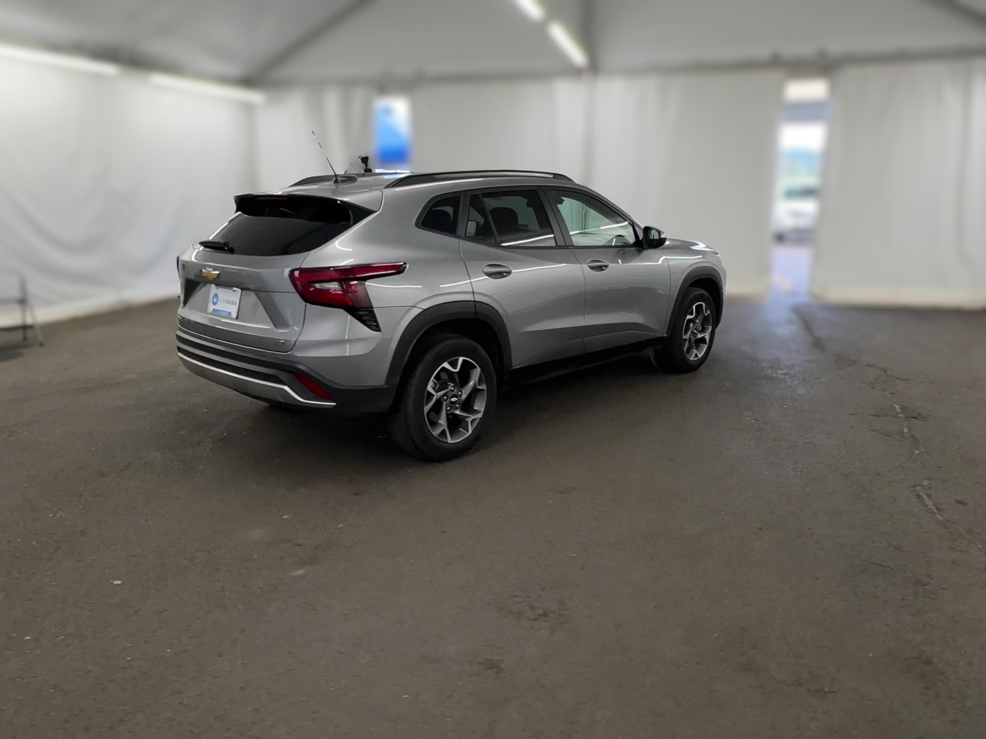 2025 Chevrolet Trax LT - Photo 36