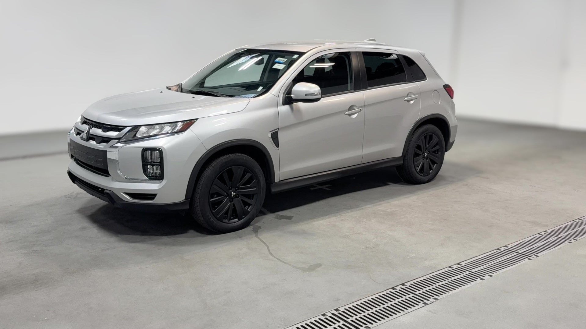 2025 Mitsubishi Outlander Sport vehicle photo