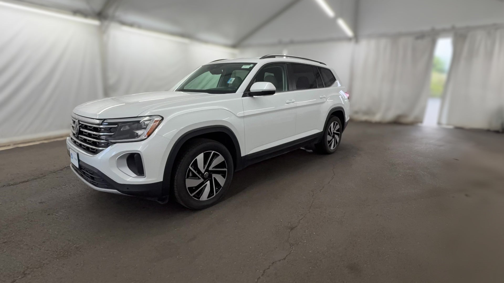2026 Volkswagen Atlas vehicle photo