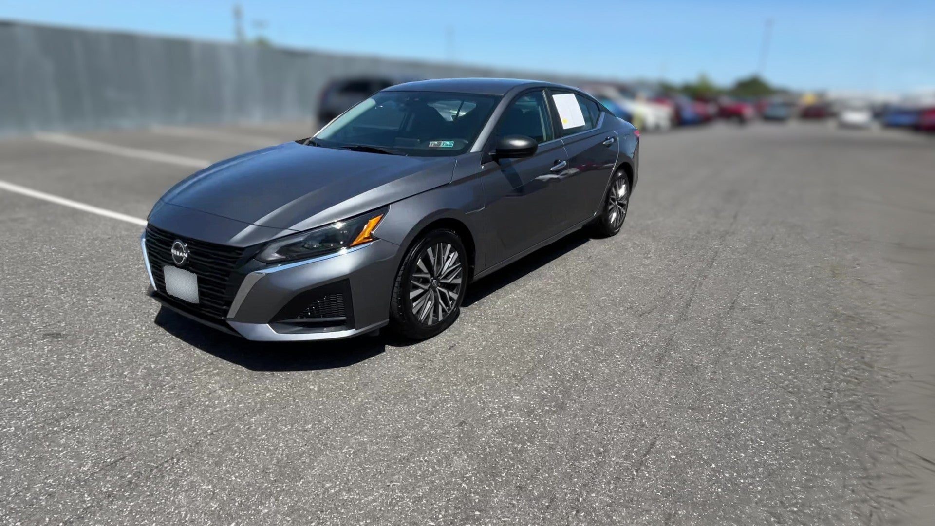 2025 Nissan Altima vehicle photo