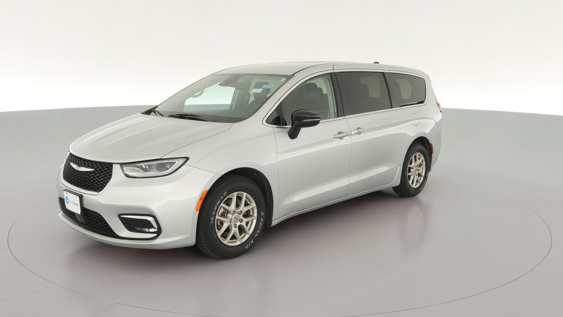 2024 Chrysler Pacifica vehicle photo
