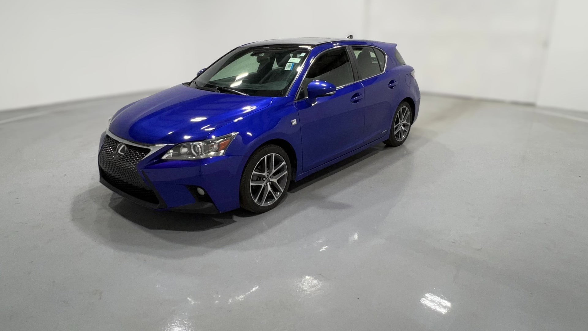 2014 Lexus CT vehicle photo