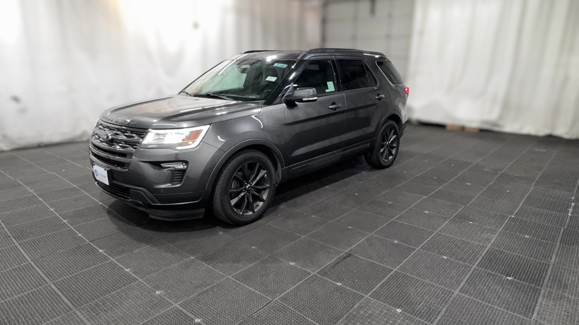 2018 Ford Explorer vehicle photo
