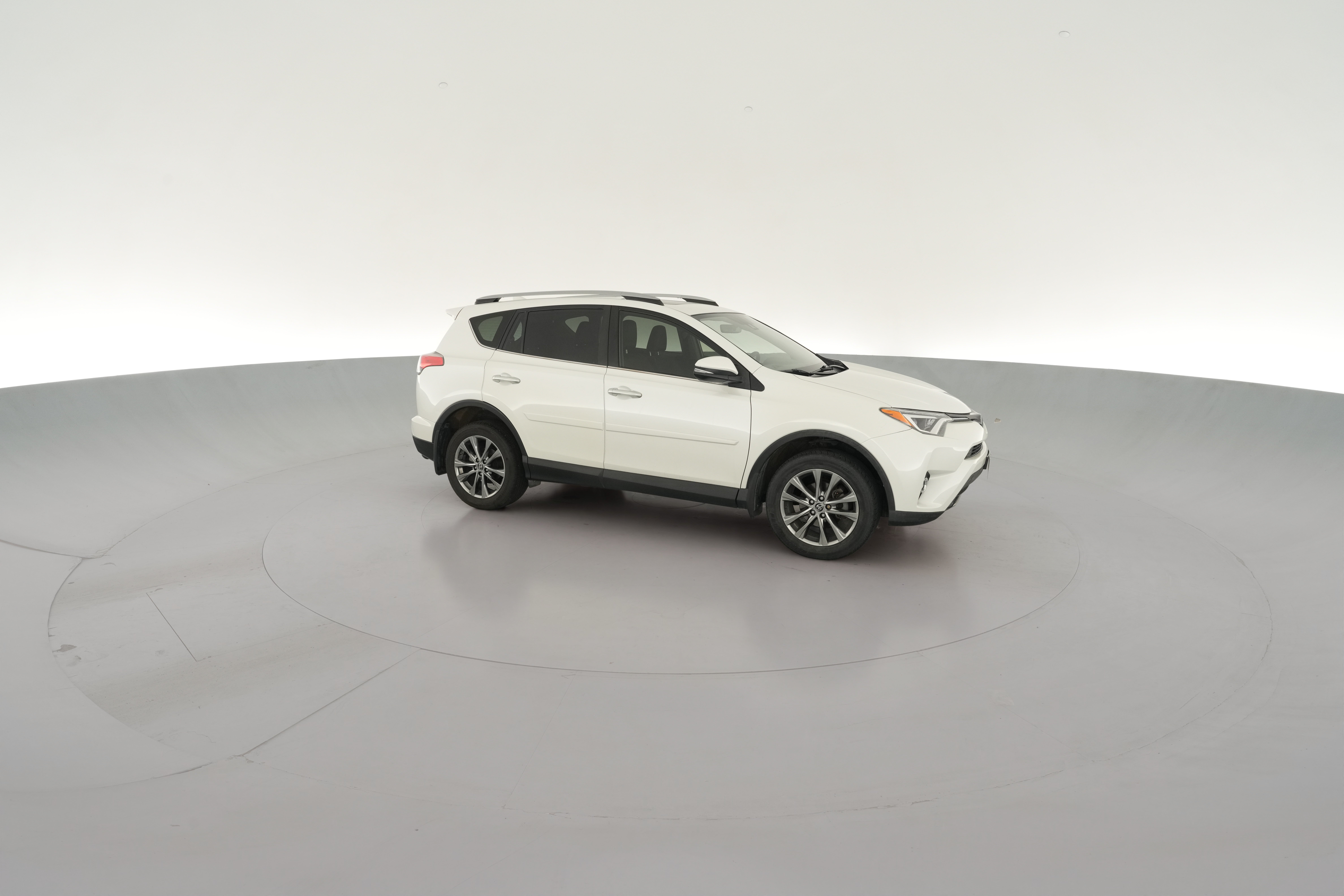 2018 Toyota RAV4 Limited - Photo 37