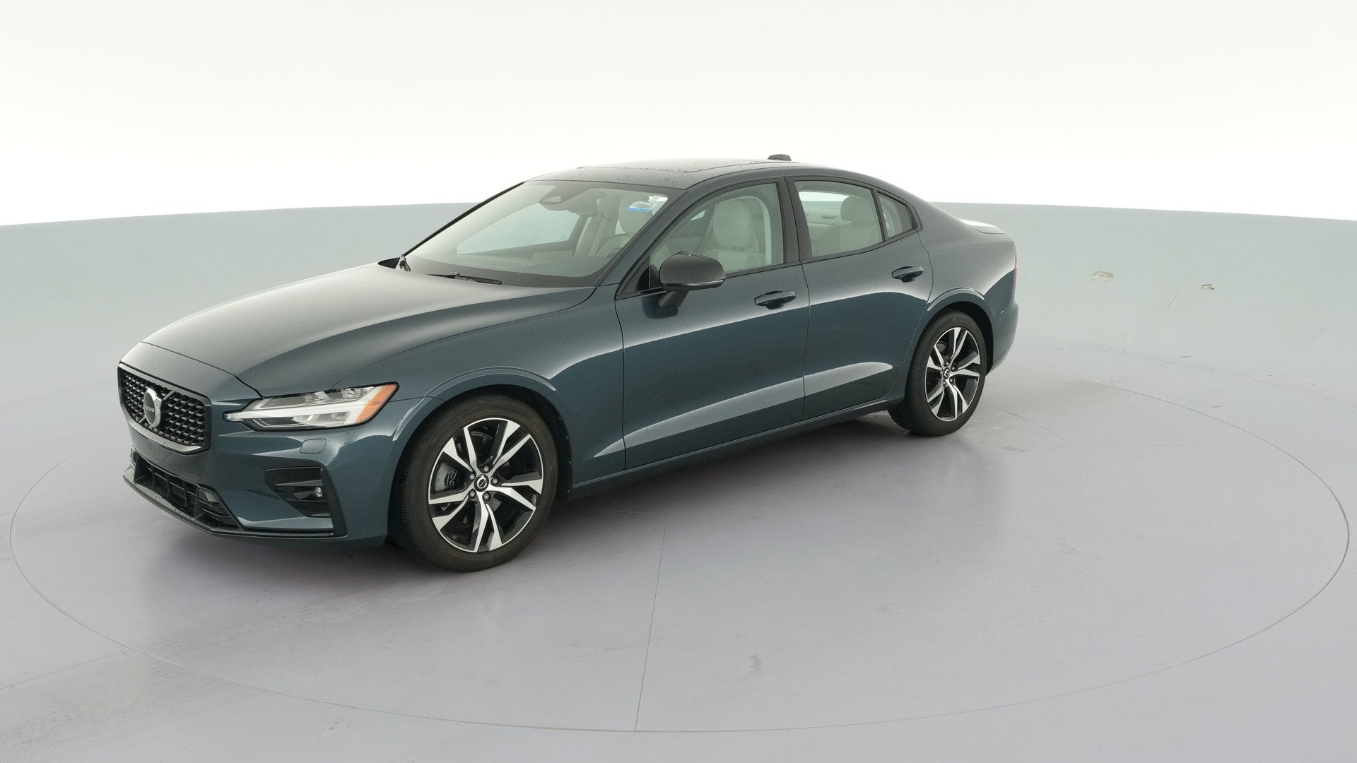 2024 Volvo S60 vehicle photo