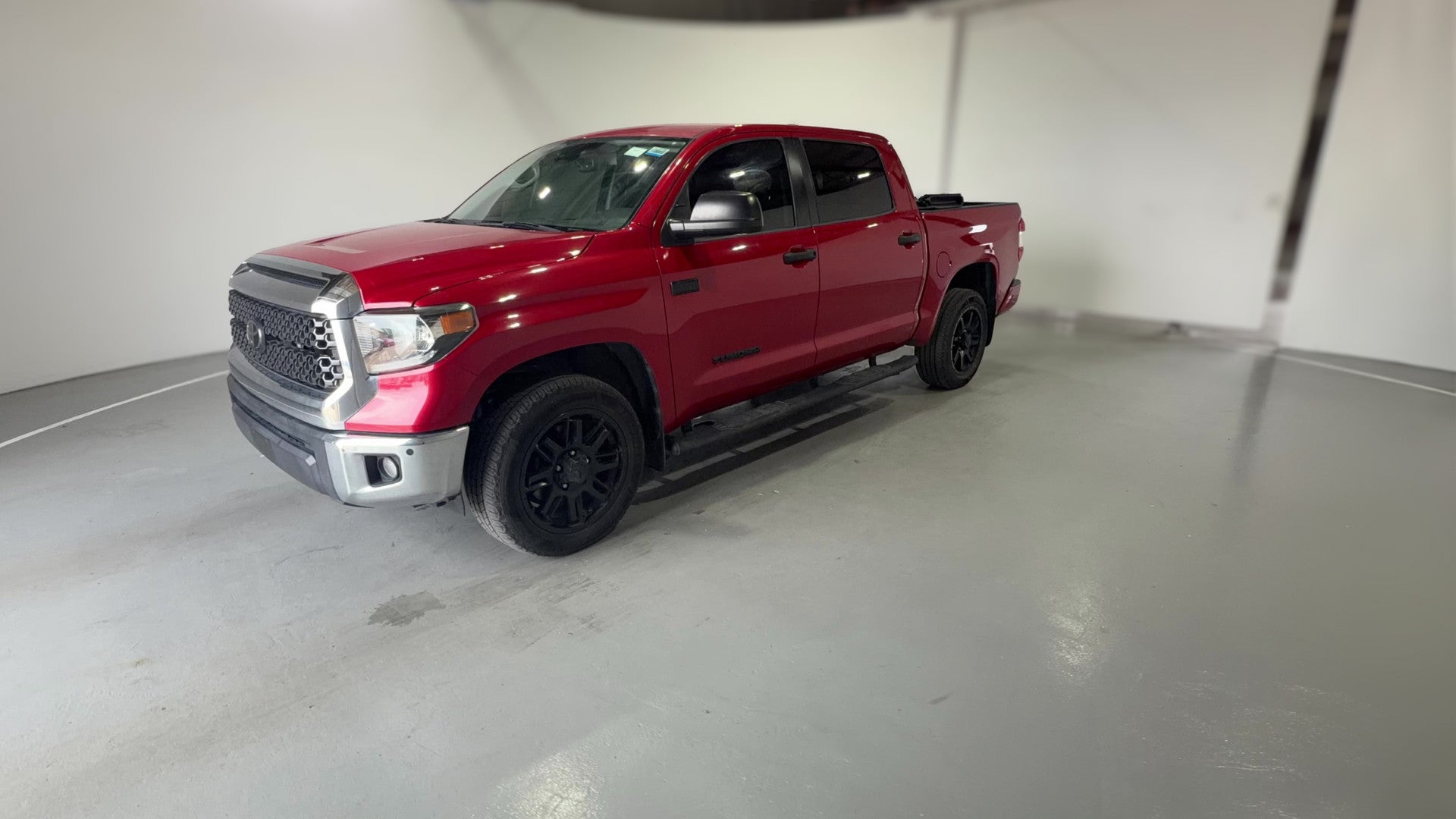 2021 Toyota Tundra CrewMax vehicle photo
