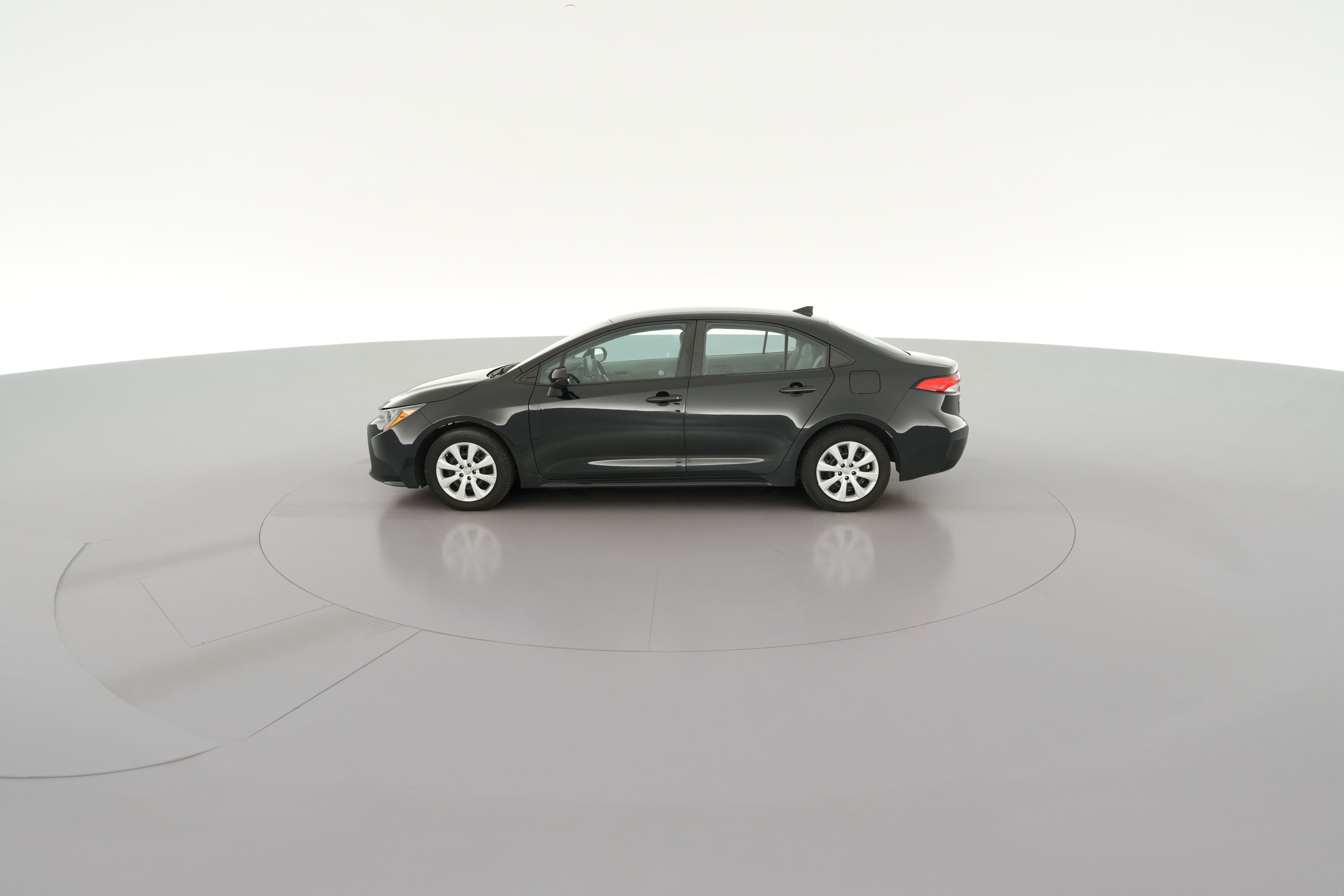 2022 Toyota Corolla LE - Photo 25