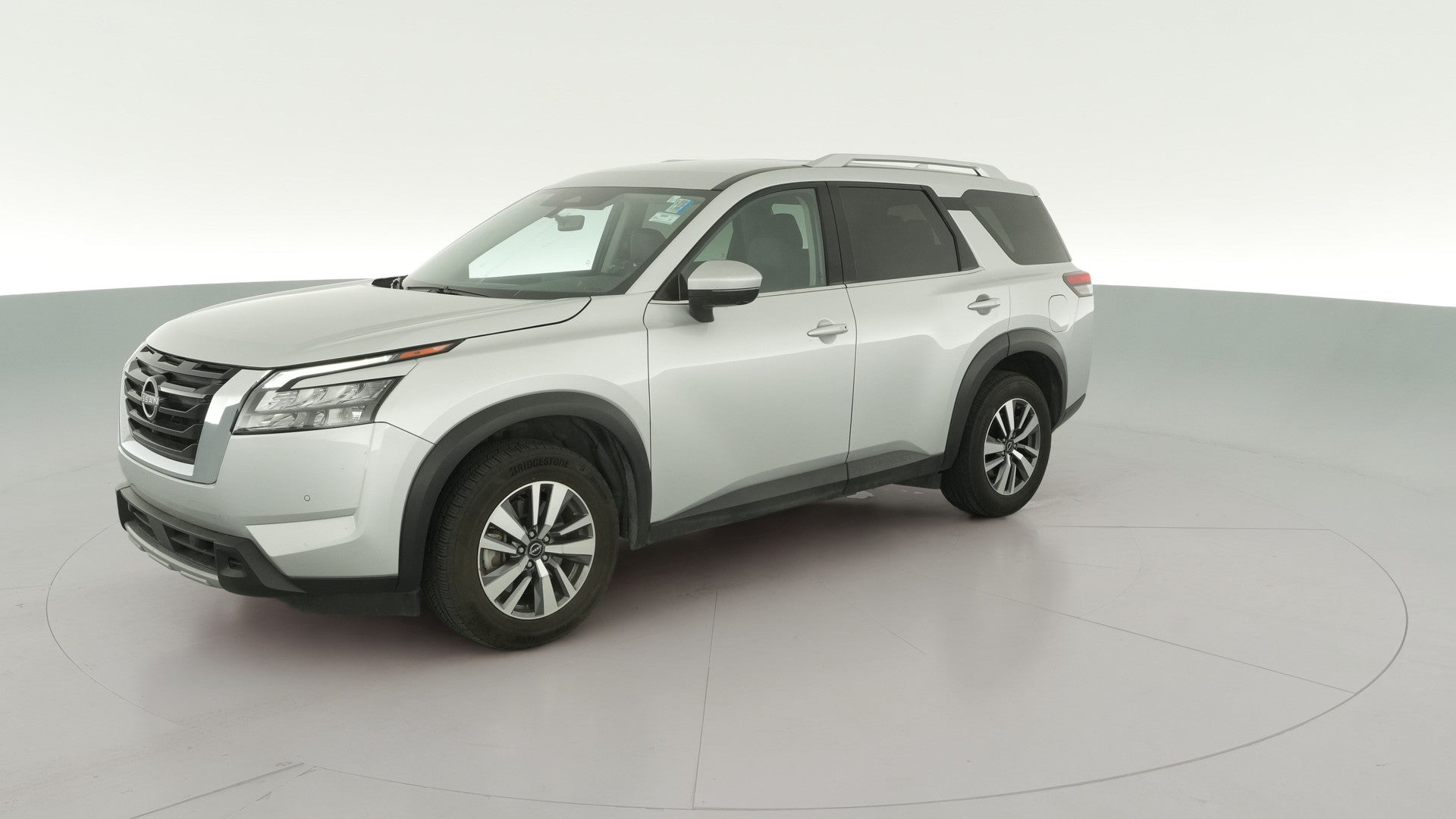 2025 Nissan Pathfinder vehicle photo