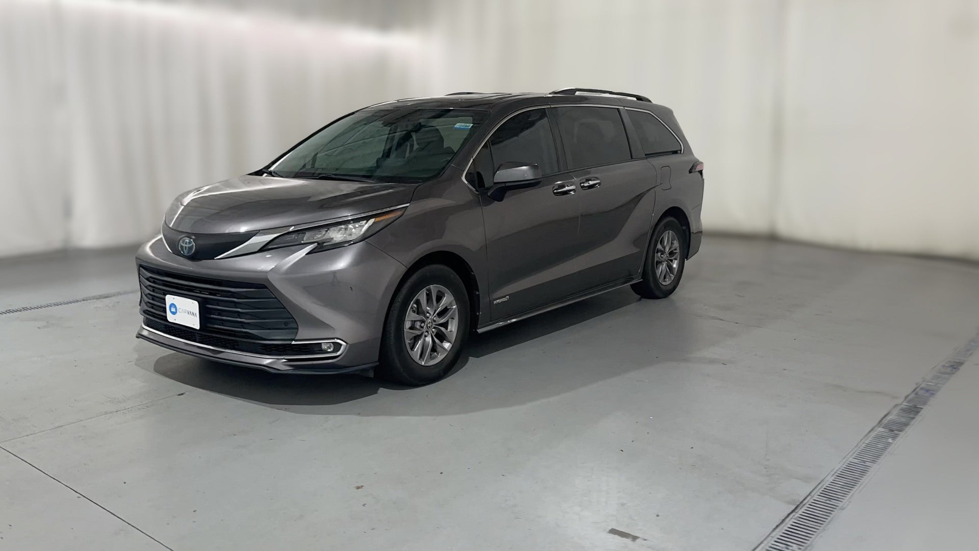2021 Toyota Sienna vehicle photo