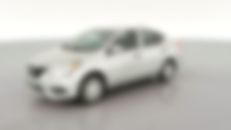 2019 Nissan Versa vehicle photo
