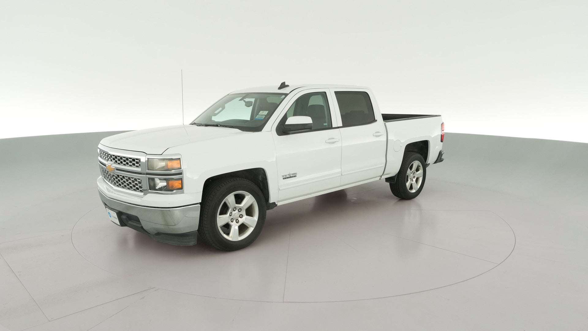 2015 Chevrolet Silverado 1500 Crew Cab vehicle photo