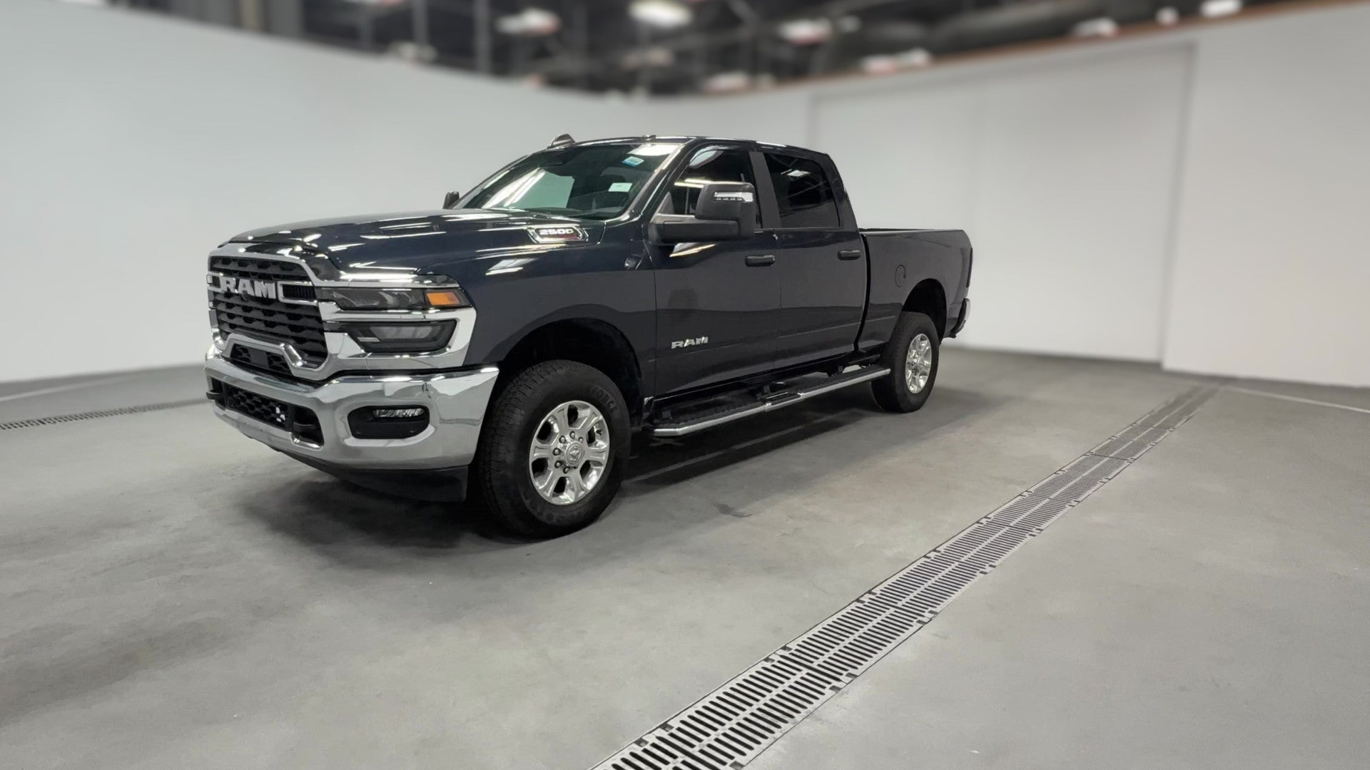 2026 Ram 2500 Crew Cab vehicle photo