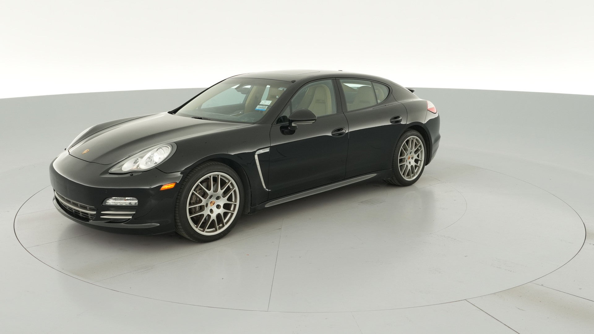 2013 Porsche Panamera vehicle photo